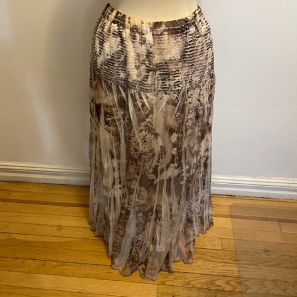 Lafaye Pleat Printed Mesh Maxi Skirt In Brown On White